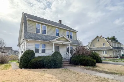 110 Bonneville Ave
