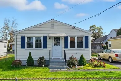 107 Glendale St