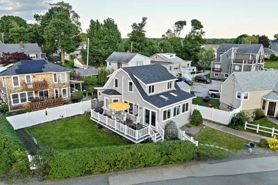 25 Fort Point Rd
