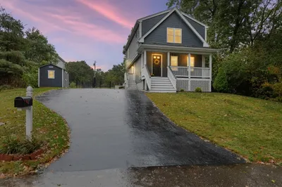 9 Evergreen Rd 1