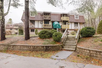 16 Erick Road #4