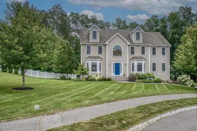 12 Littles Hill Ln 1