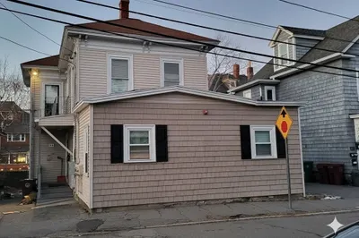 75 Bowers Street #4