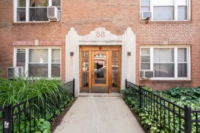 88 Strathmore Rd #7