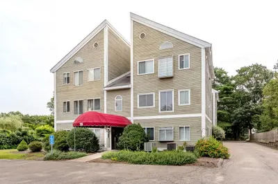 10 Donald St #2 1