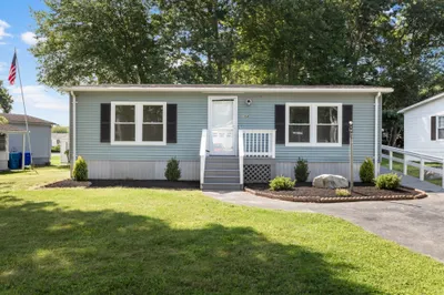 104 Lima Dr