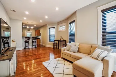 7 Treadway Rd #1