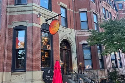 254 Newbury St 1