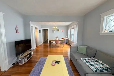 20 Windsor Rd #1