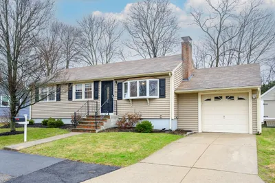 58 Norma Ave