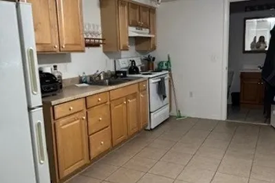 0000 Commercial St #1