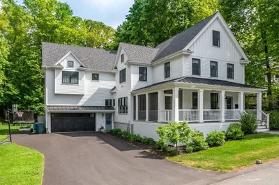 68 Crest Road
