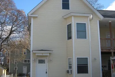 9 Pearl St #2 1