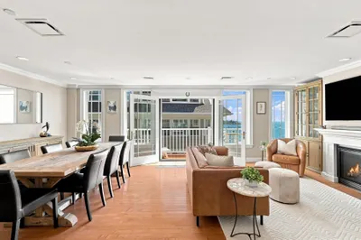 225 Humphrey Street #6 1