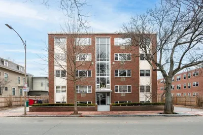 269 Harvard St #19 1