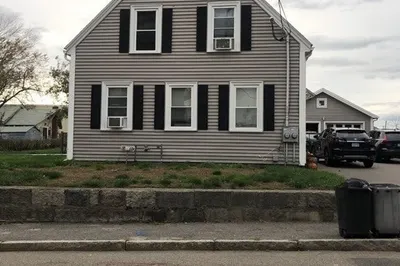 68 Brackett St #1