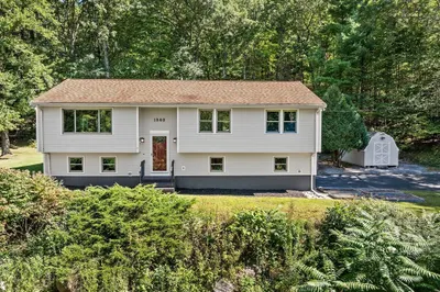 1340 Quaker St 1