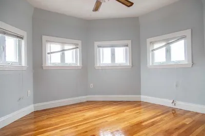 19-21 Woodbridge St #3