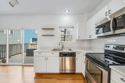 402 East 7th St ##3