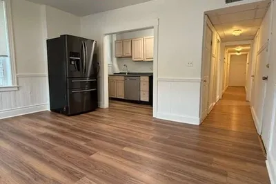 106 River St ##1