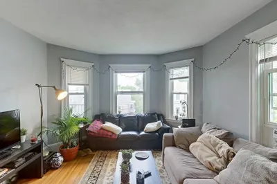 29 Main St #2