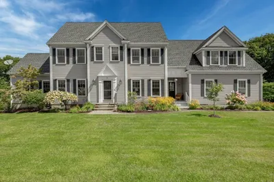 11 Pleasant Ln
