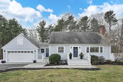 16 Laurel Dr 1