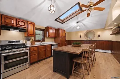 243 Bartlett Road 1