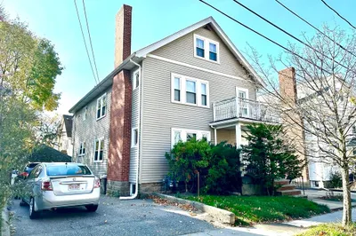 5 Hilltop Rd #1