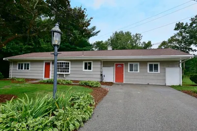 95 Pondview Circle 1