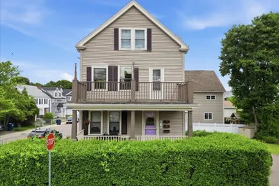 15 Hillock St #2.. 1