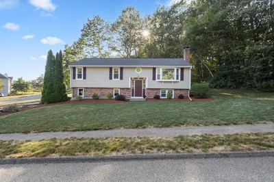 15 Summer Hill Dr 1