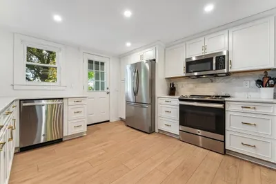 17 Atwood Ave 1