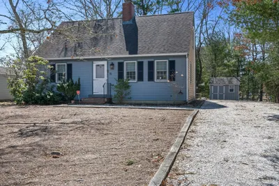 15 Atwater Drive 1
