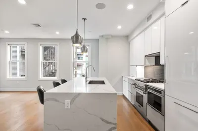 584 East 3rd St #2
