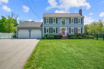 133 Neck St