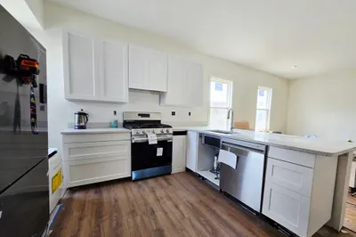249-251 Highland Ave #1