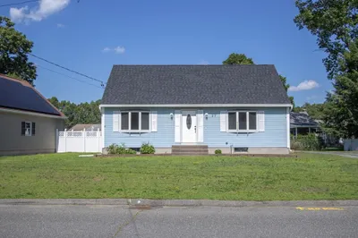 27 Bostwick Lane 1