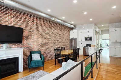 82 Chelsea St #1 1