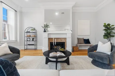 41-43 Phillips St #8