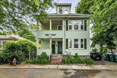 65-67 Phillips Ave 1