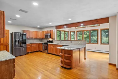 44 Boeske Ave 1