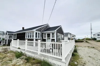 15 Kenilworth St #15