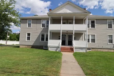 19 Cross Street #1R 1