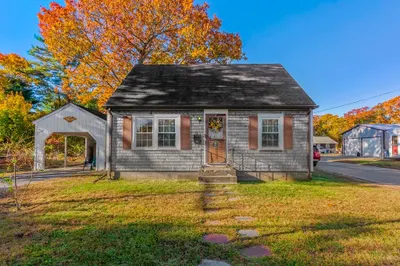 51 Warr Ave