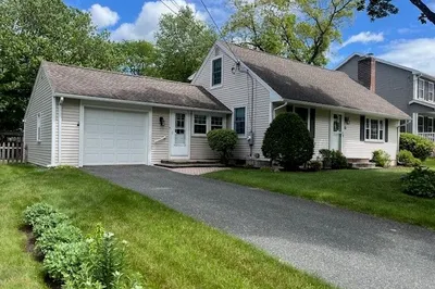 43 Pine Hill Rd 1
