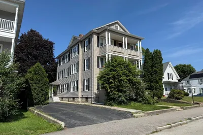 57 Lovell St #2 1