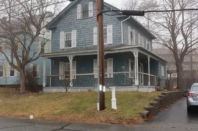 39 Grove St 1
