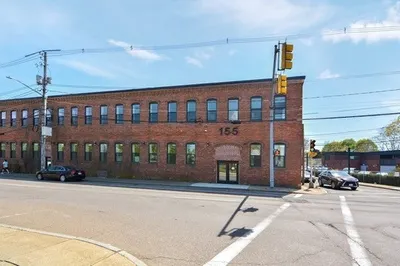 155 Crescent St #9 1