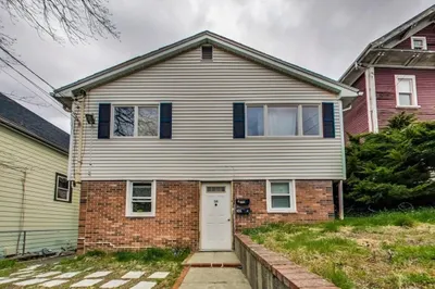 30 Hillside Ave #1